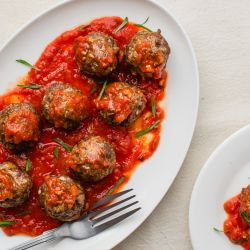 Resep Rahasia Bakso Urat: Nikmat dan Gurih Resep Rahasia Bakso Urat: Nikmat dan Gurih