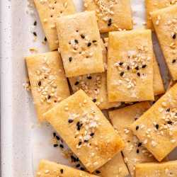 Resep Bikin Peyek Kacang Renyah dan Empuk Resep Bikin Peyek Kacang Renyah dan Empuk