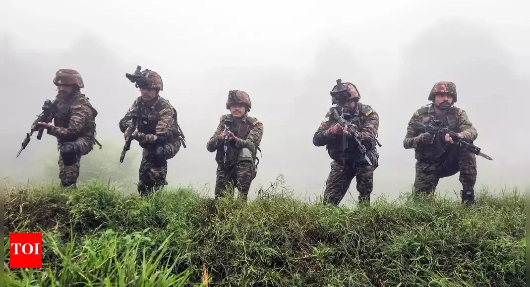 J&K: Army foils infiltration bid along LoC in Bandipora; 2 terrorists killed | India News J&K: Army foils infiltration bid along LoC in Bandipora; 2 terrorists killed | India News