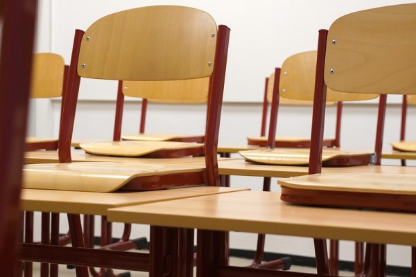 5 Tradisi Lagu Kampus Minggu yang Wajib Diketahui Mahasiswa Baru 5 Tradisi Lagu Kampus Minggu yang Wajib Diketahui Mahasiswa Baru
