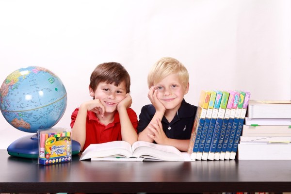 Menjelajahi Prospek Karir Setelah Tamat Kuliah di Indonesia Menjelajahi Prospek Karir Setelah Tamat Kuliah di Indonesia
