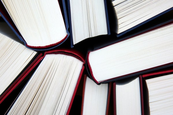 5 Jenis Peralatan Kampus yang Wajib Dimiliki Mahasiswa 5 Jenis Peralatan Kampus yang Wajib Dimiliki Mahasiswa