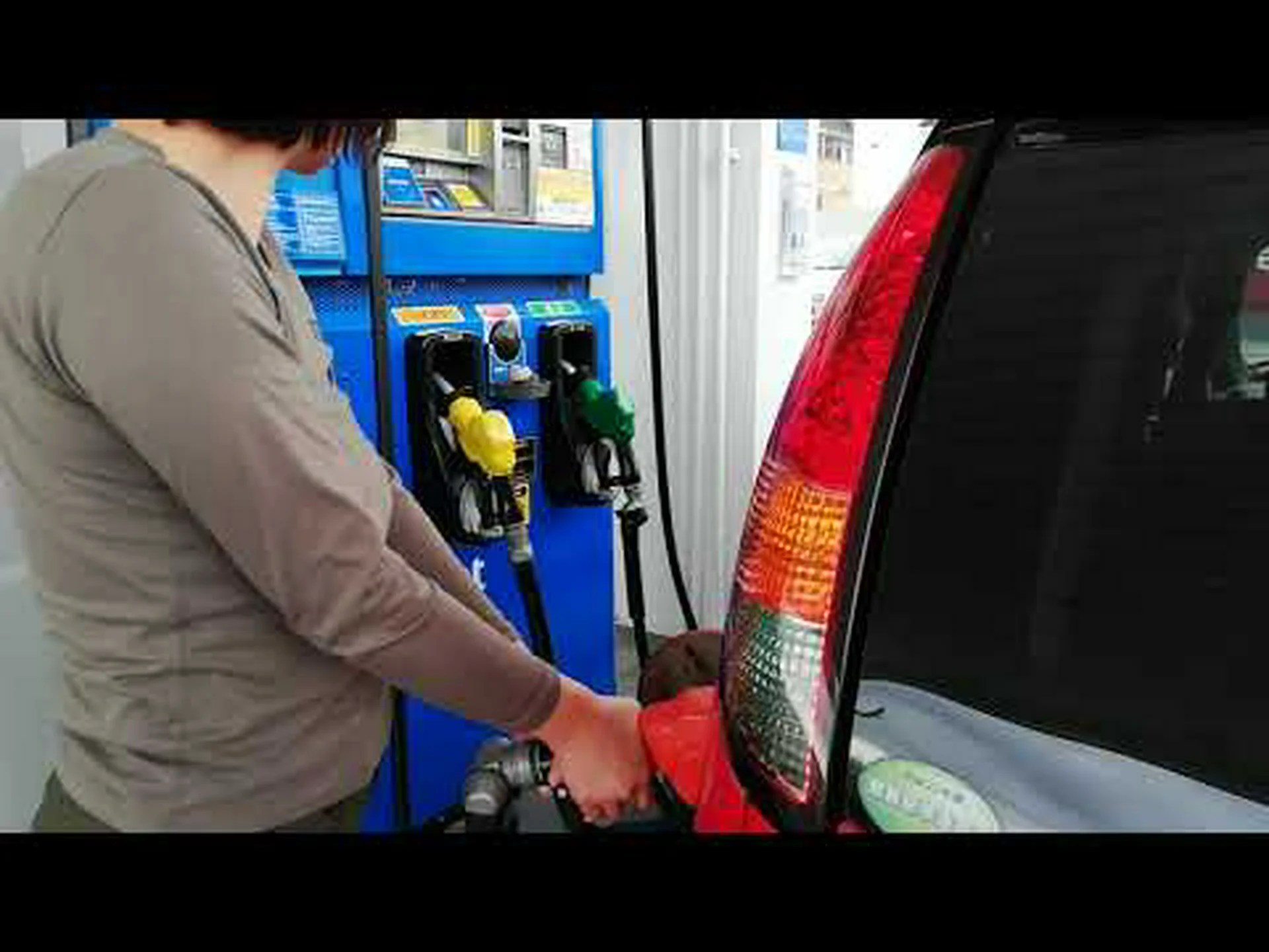 給油すると機嫌が悪くなる理由 給油すると機嫌が悪くなる理由