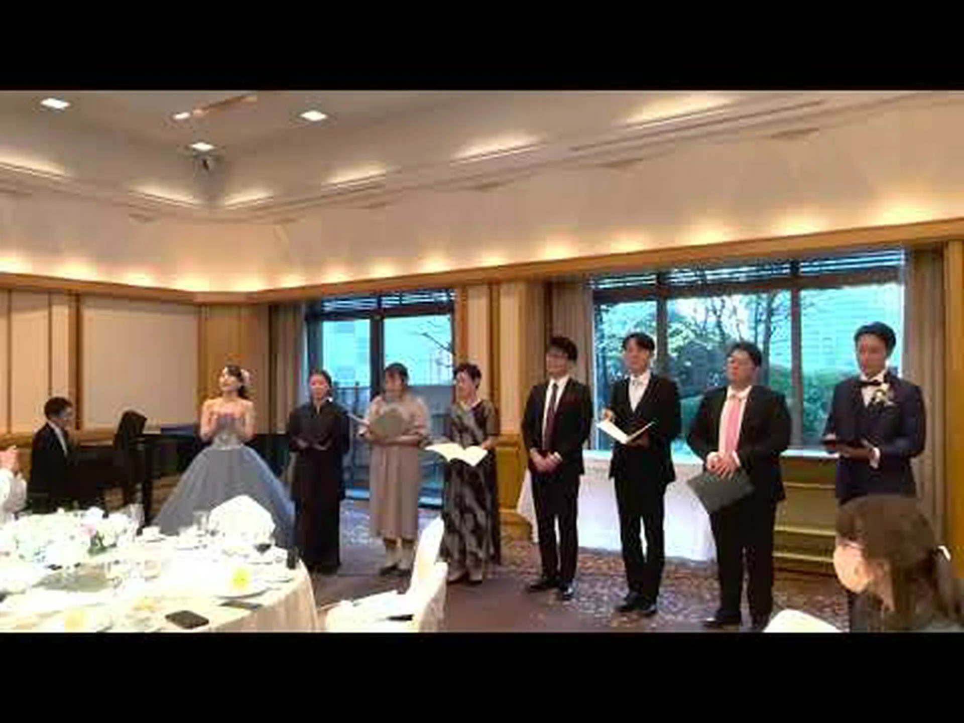 羽の鳥は社交的ですが、望ましいものではありません 羽の鳥は社交的ですが、望ましいものではありません