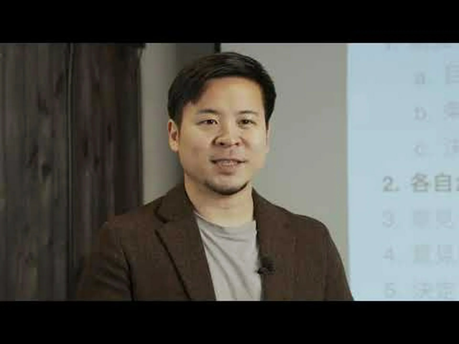 意見形成者を捕まえる 意見形成者を捕まえる