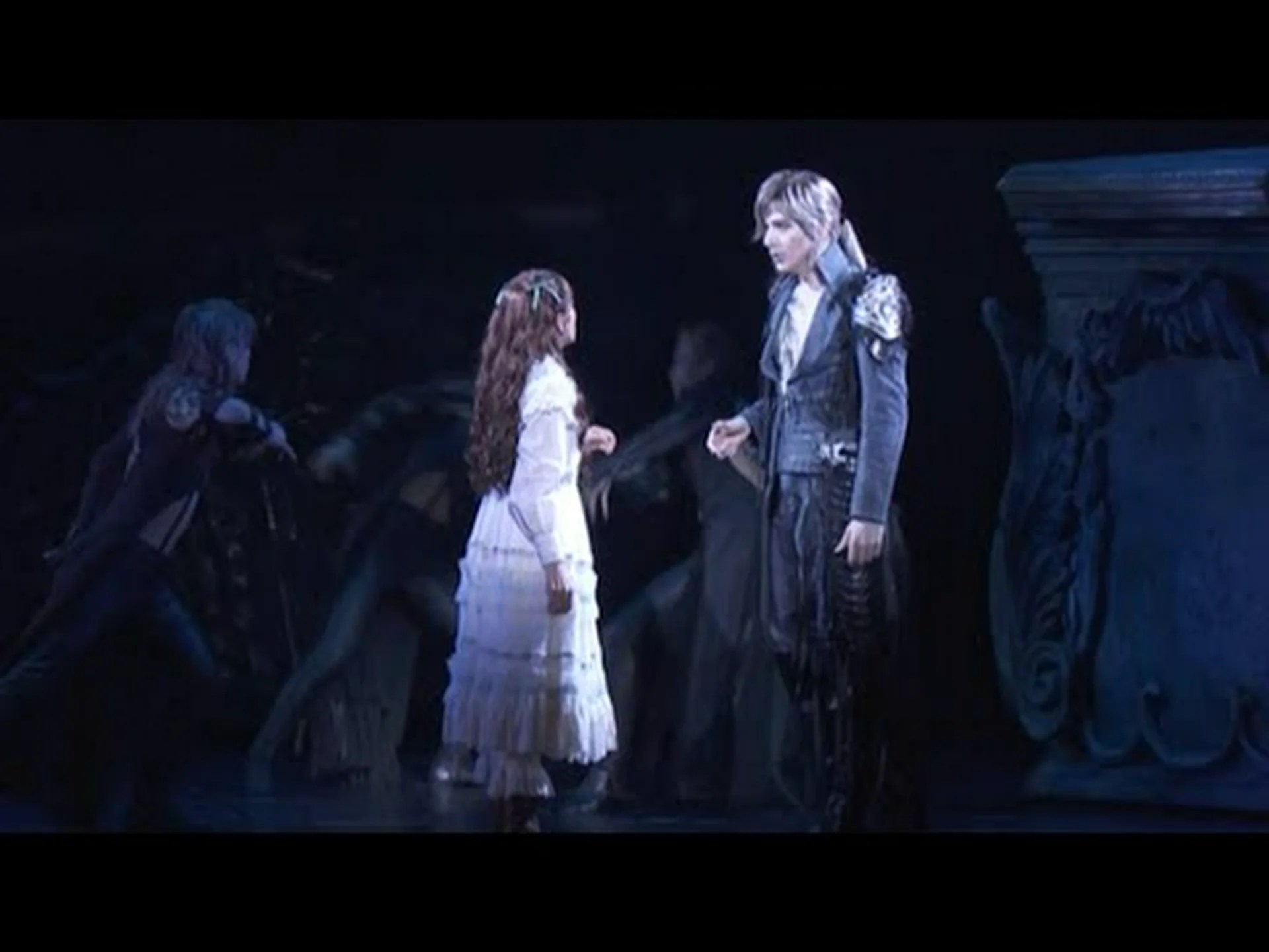 死に直面すると愛はさらに激しくなる 死に直面すると愛はさらに激しくなる