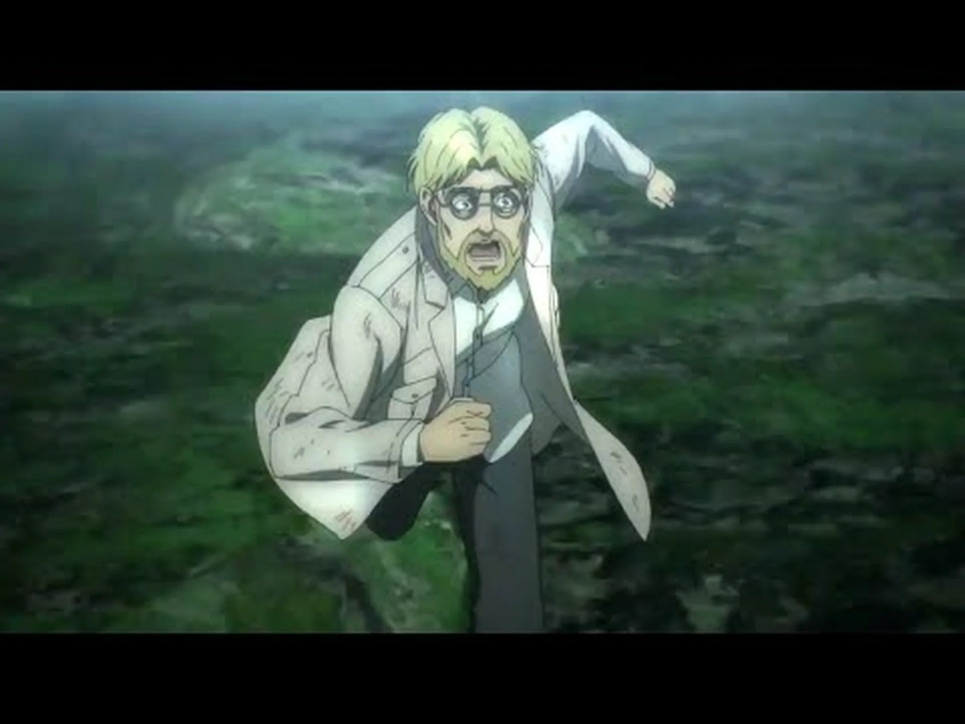 イルゼは森の中に立っています イルゼは森の中に立っています