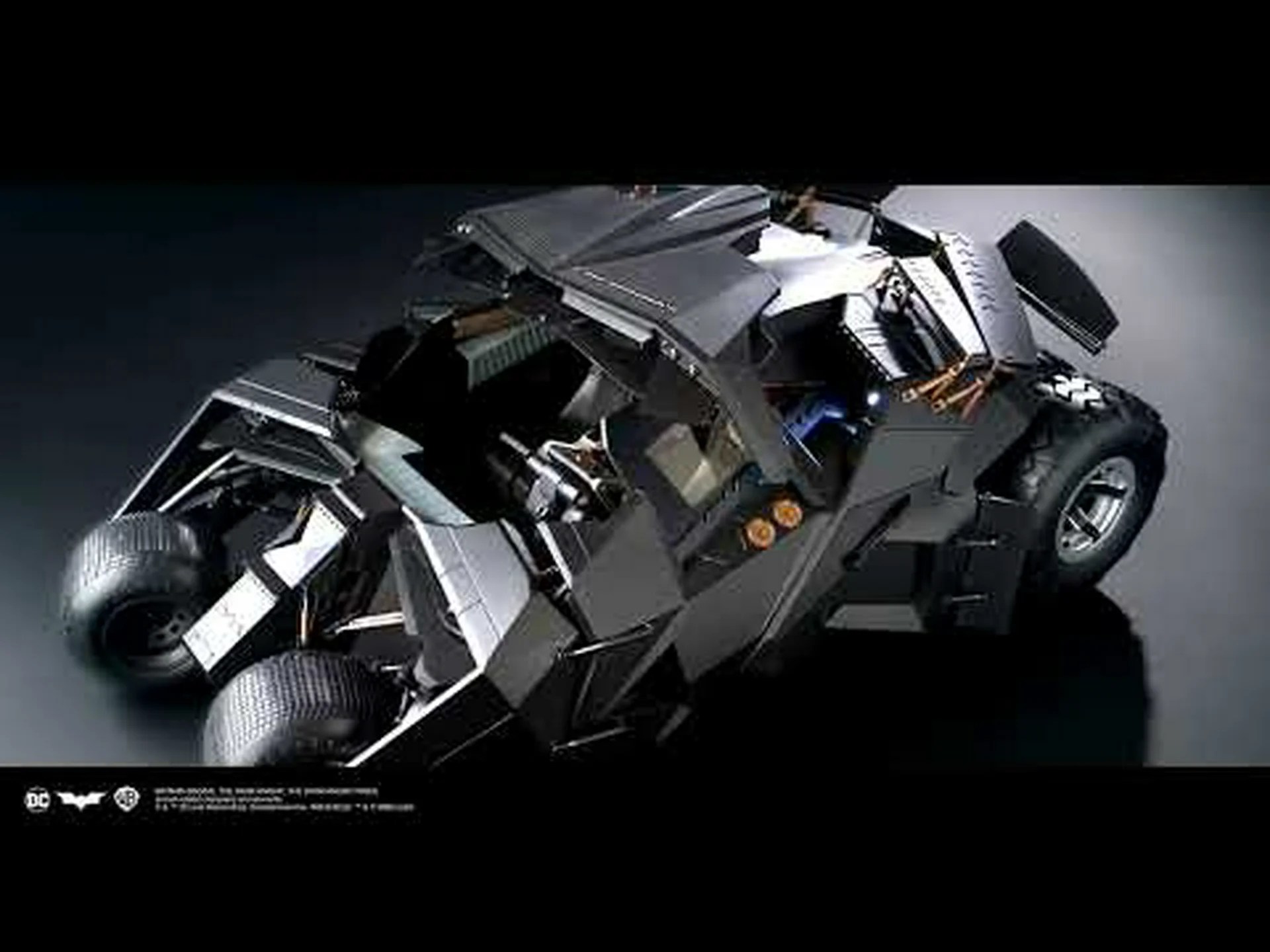 Bats: クルーズコントロール付きバットモービル Bats: クルーズコントロール付きバットモービル