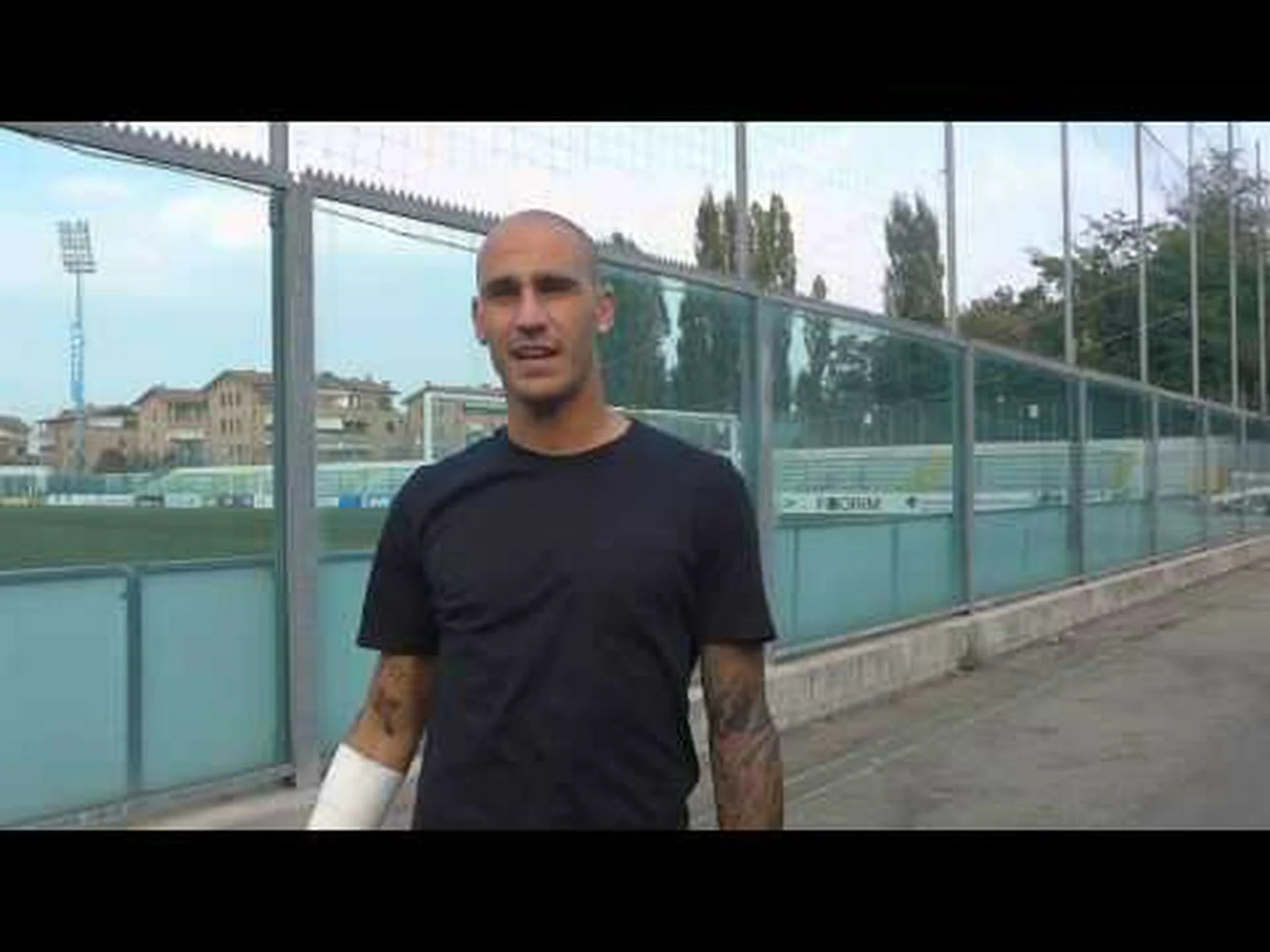 手に話しかける 手に話しかける