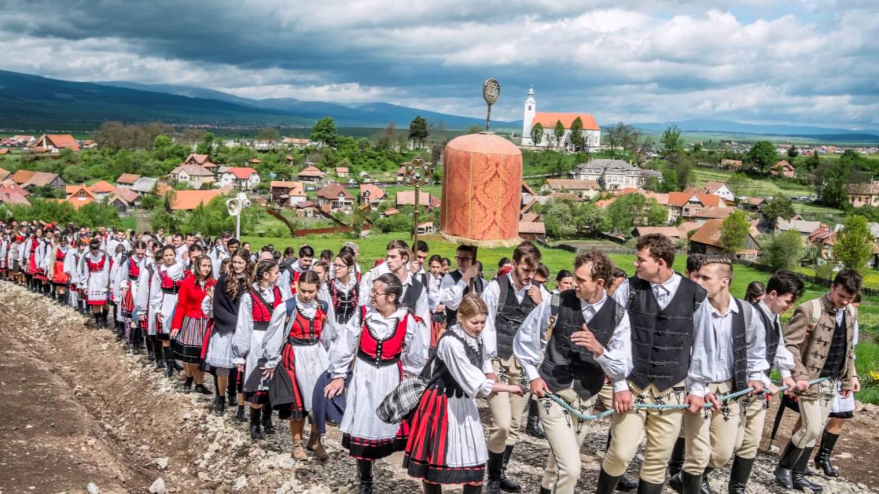 Isten kezében | Csíksomlyó története (2003) Isten kezében | Csíksomlyó története (2003)