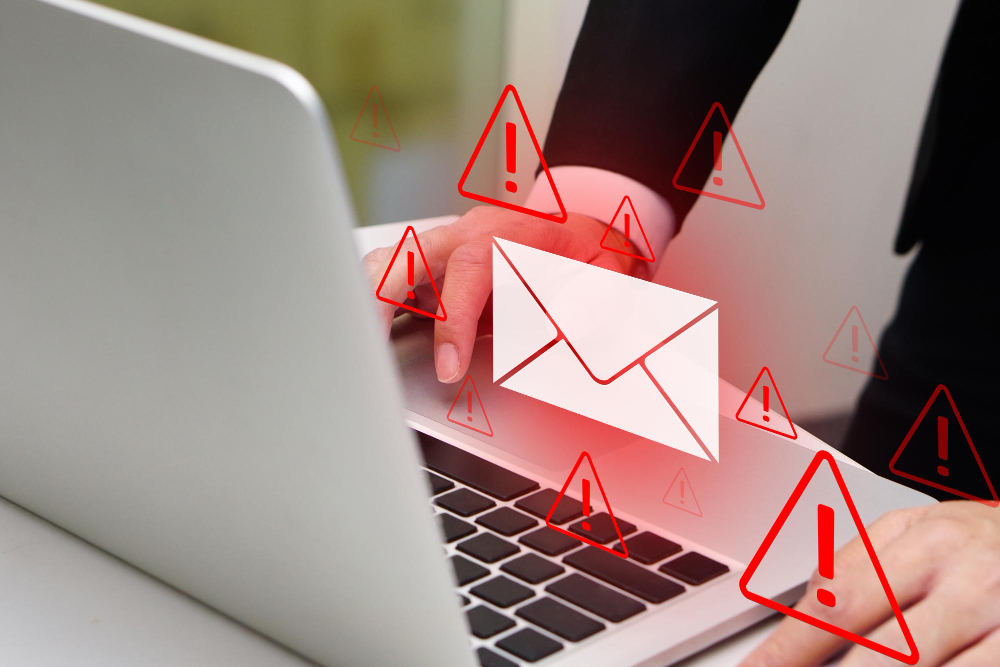 Pengenalan Serangan Phishing dan Analisis Email untuk Keamanan Siber Pengenalan Serangan Phishing dan Analisis Email untuk Keamanan Siber