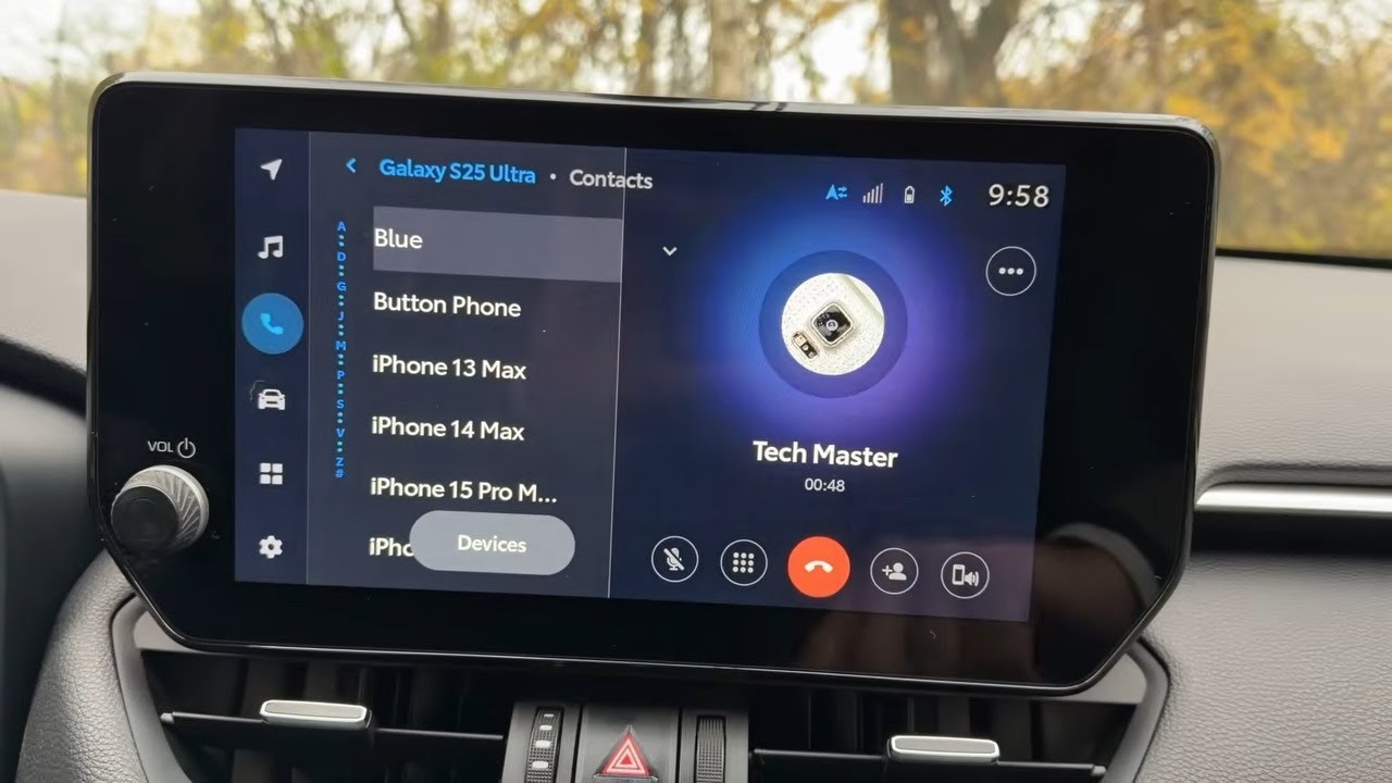 Integrasi Android Auto Toyota RAV4: Pantau Panggilan Mulus dengan Razr 60 Ultra dan S25 Ultra