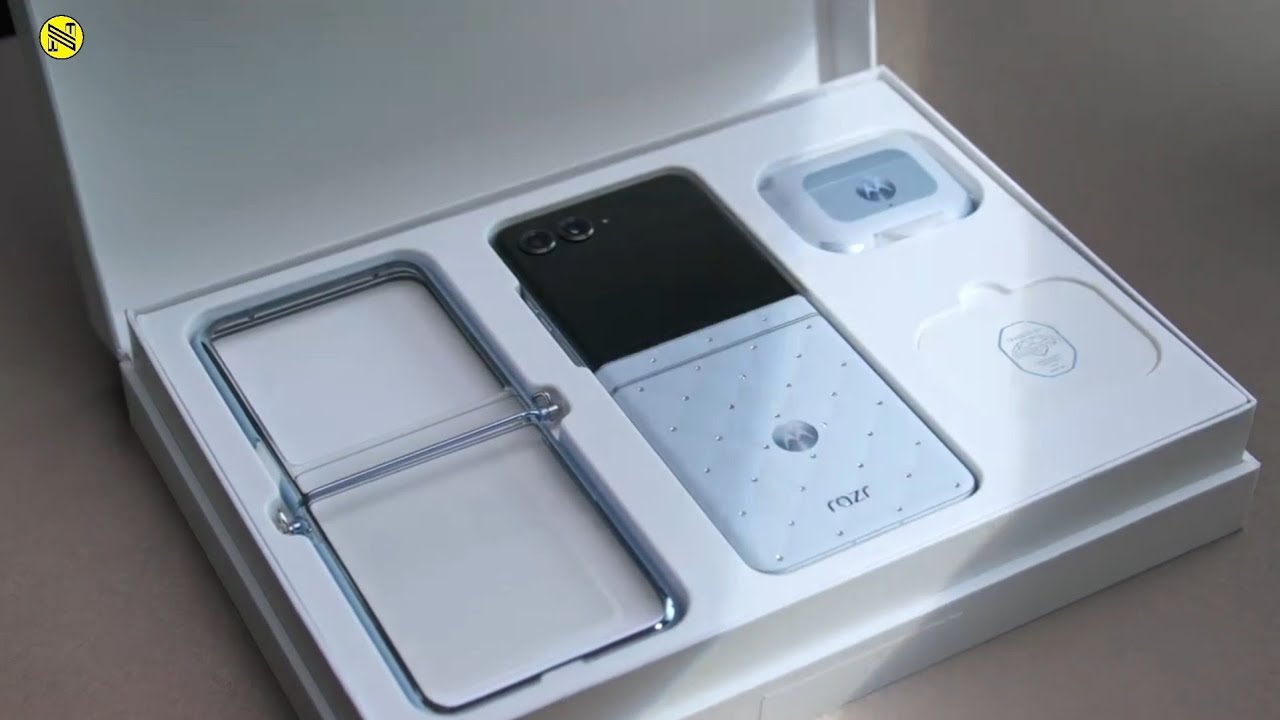 Motorola Razr 60 & Buds Loop Brilliant Collection Rilis 1 September 2025