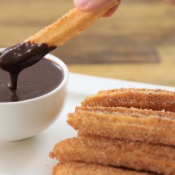 Resep Churros Tanpa Telur: Gurih Renyah, Tanpa Ribet Resep Churros Tanpa Telur: Gurih Renyah, Tanpa Ribet