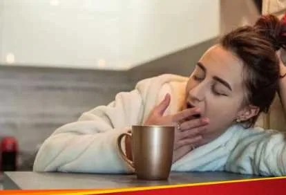 सुबह उठने पर सूख जाता है मुंह और बार-बार लगती है प्यास, हो जाएं सतर्क; इस गंभीर बीमारी का हो सकता ˒ सुबह उठने पर सूख जाता है मुंह और बार-बार लगती है प्यास, हो जाएं सतर्क; इस गंभीर बीमारी का हो सकता ˒