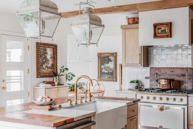 French Kitchen: Embracing Elegance and Flavor French Kitchen: Embracing Elegance and Flavor