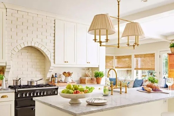 10 Trendy Kitchen Lighting Ideas That Will Transform Your Space 10 Trendy Kitchen Lighting Ideas That Will Transform Your Space