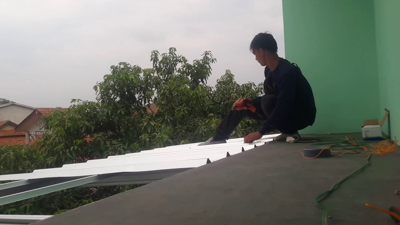 Solusi Atap Modern: Keunggulan Pasang Baja Ringan untuk Rumah di Jakarta Solusi Atap Modern: Keunggulan Pasang Baja Ringan untuk Rumah di Jakarta