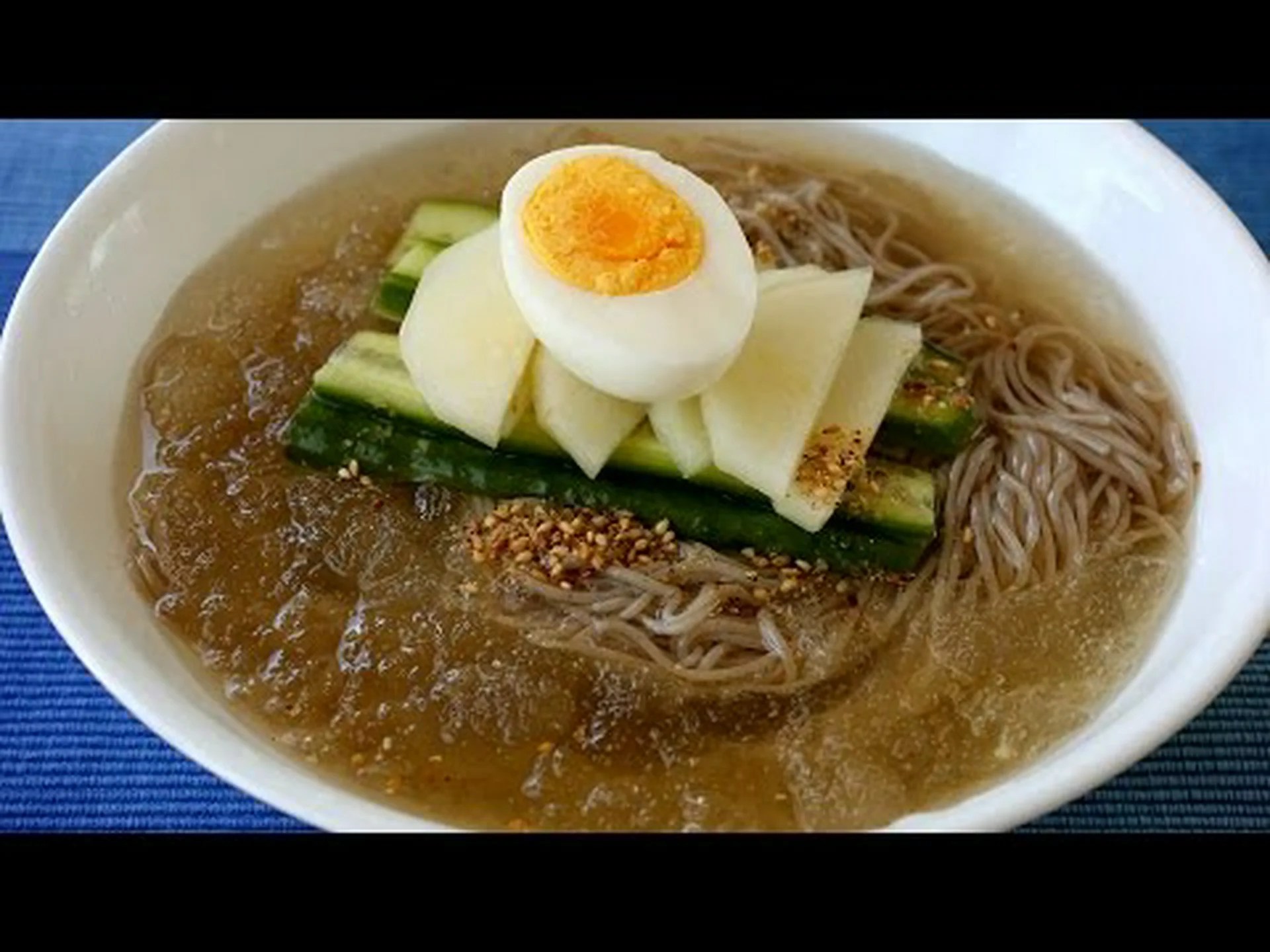 Naengmyeon cold noodles Naengmyeon cold noodles