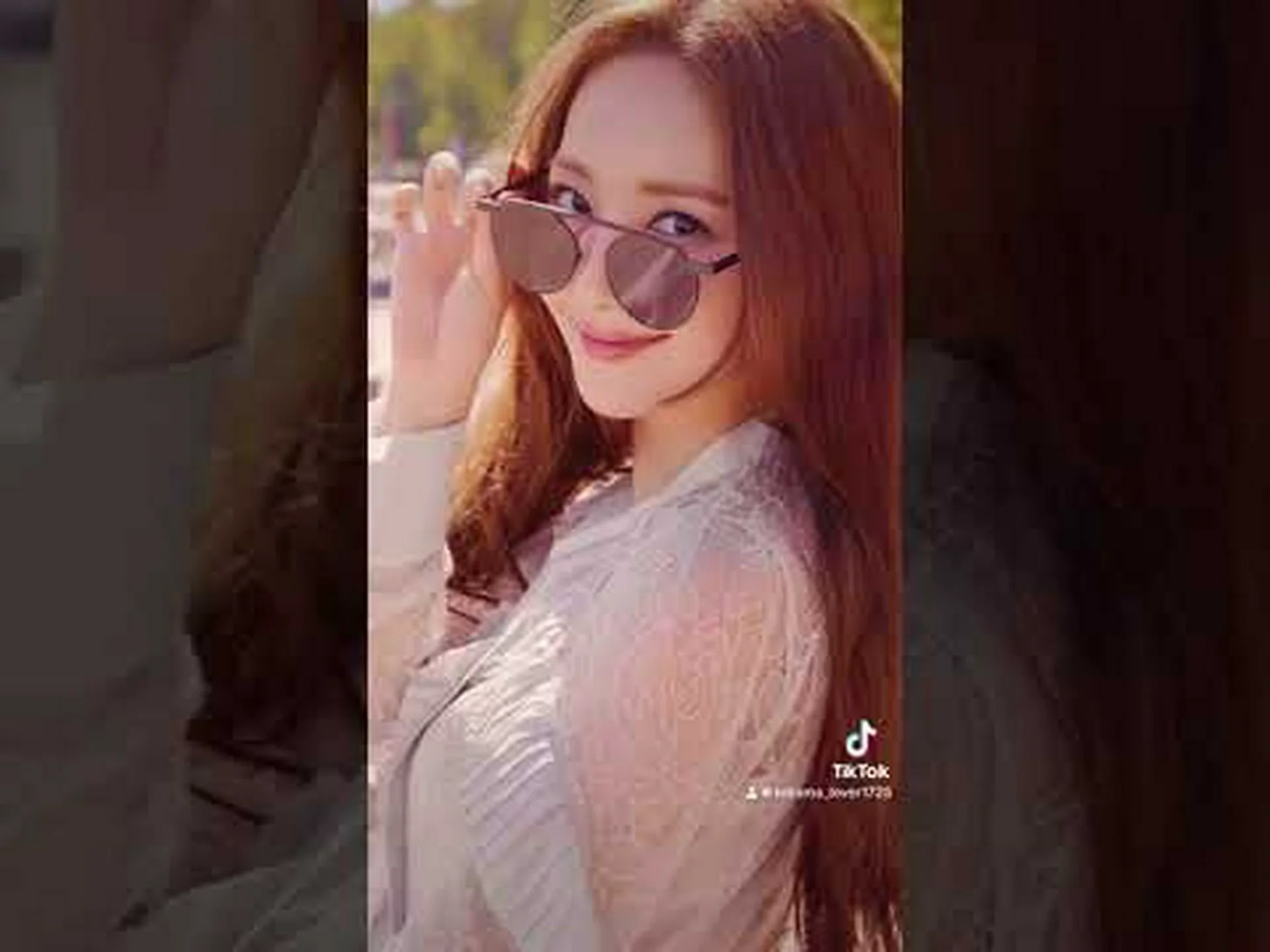 Park Min-young fashion Park Min-young fashion
