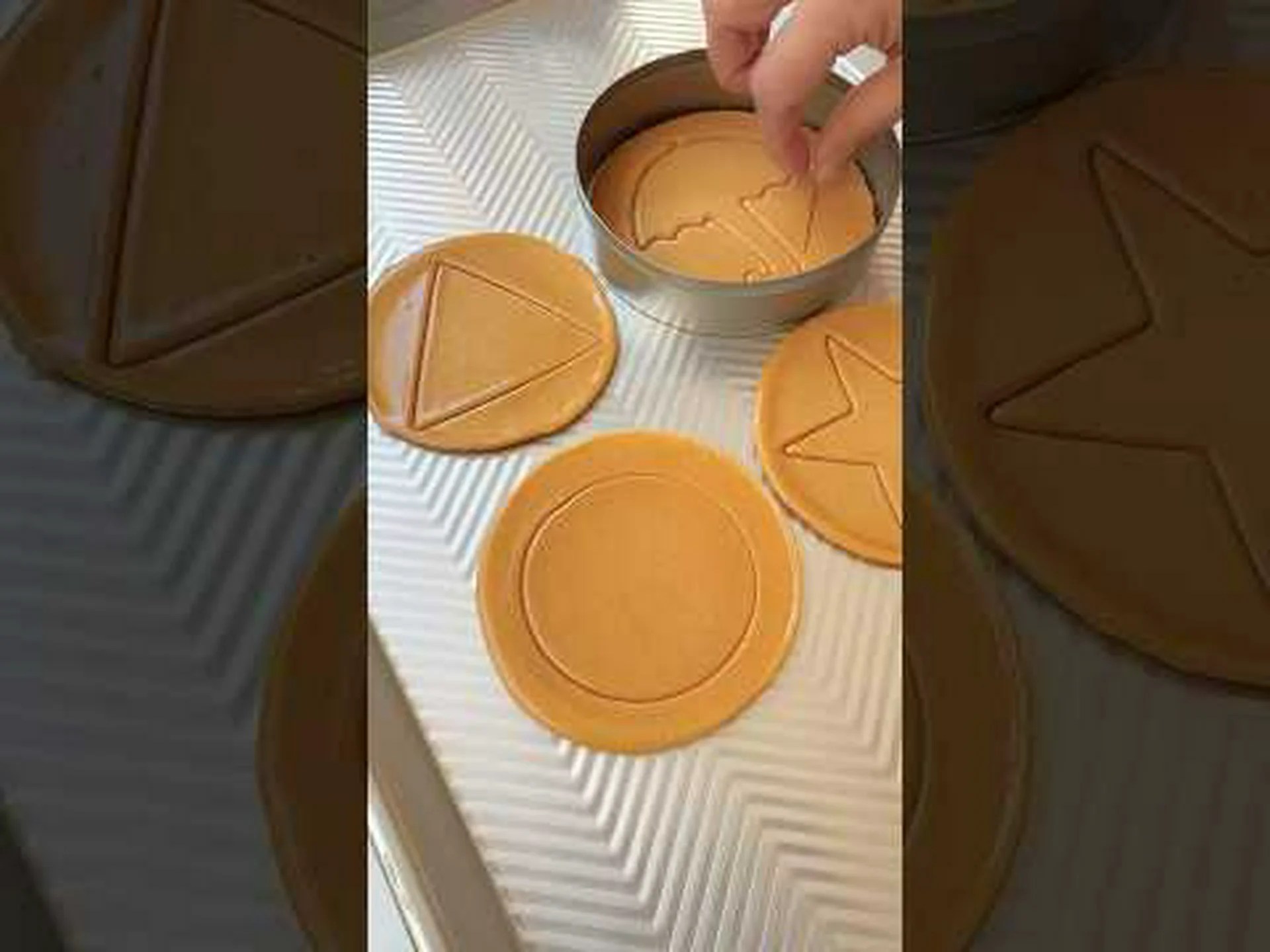 Dalgona candy Dalgona candy