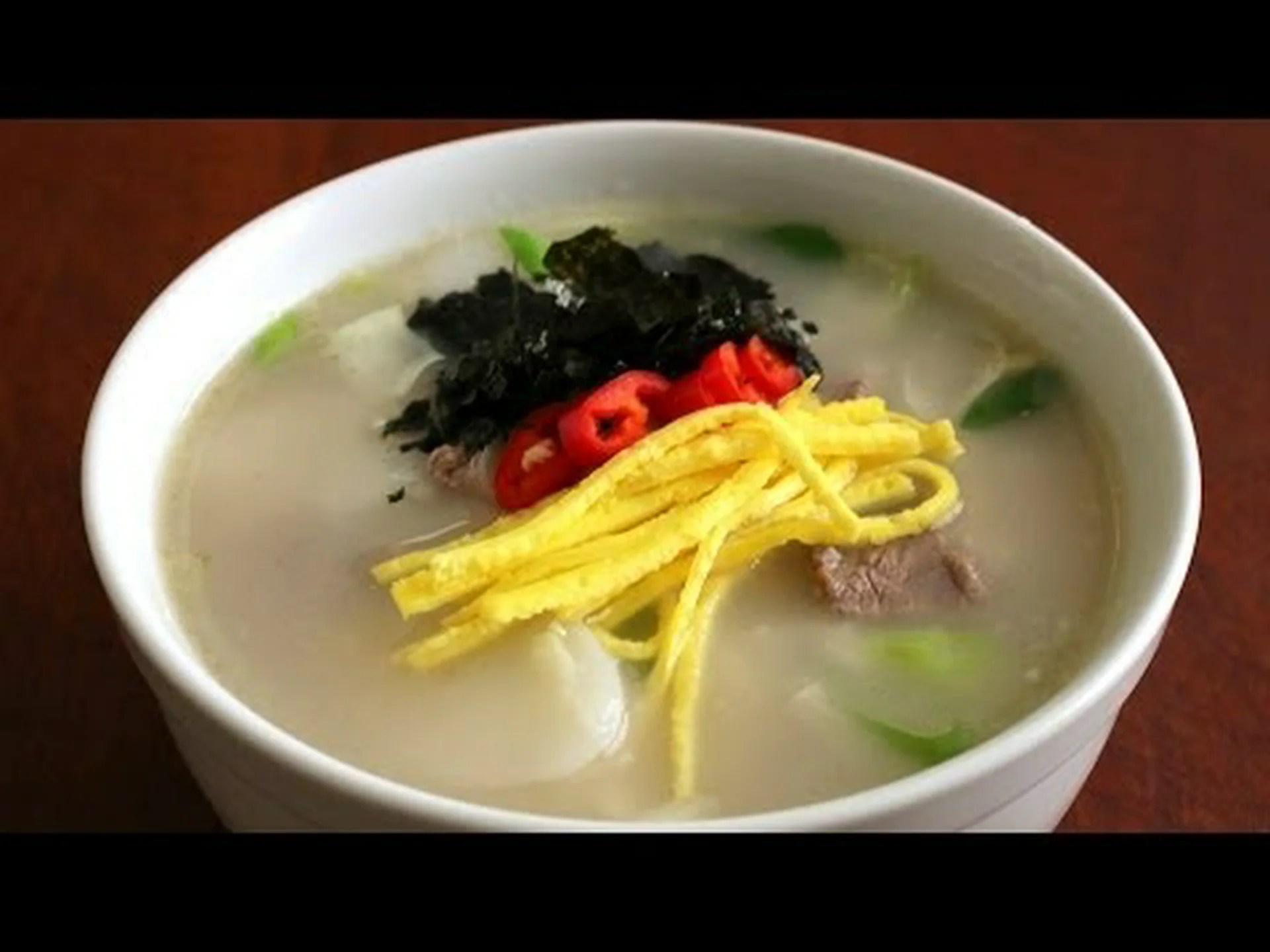 Tteokguk rice cake soup Tteokguk rice cake soup