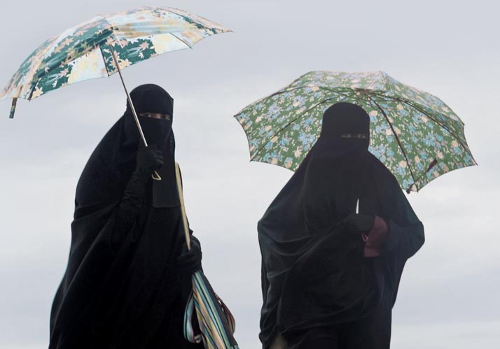 Im Namen des Islam – Wie radikalislamische Gruppierungen unsere Gesellschaft bedrohen Im Namen des Islam – Wie radikalislamische Gruppierungen unsere Gesellschaft bedrohen