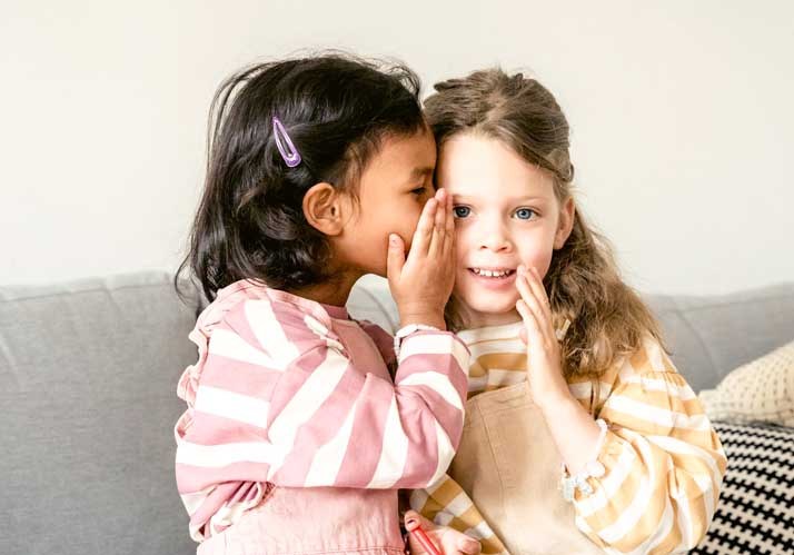 Symposium 2024 | Das flexible Gehirn – Unbewusste Mechanismen und Anpassungsfähigkeit in der sprachlichen Kommunikation Symposium 2024 | Das flexible Gehirn – Unbewusste Mechanismen und Anpassungsfähigkeit in der sprachlichen Kommunikation