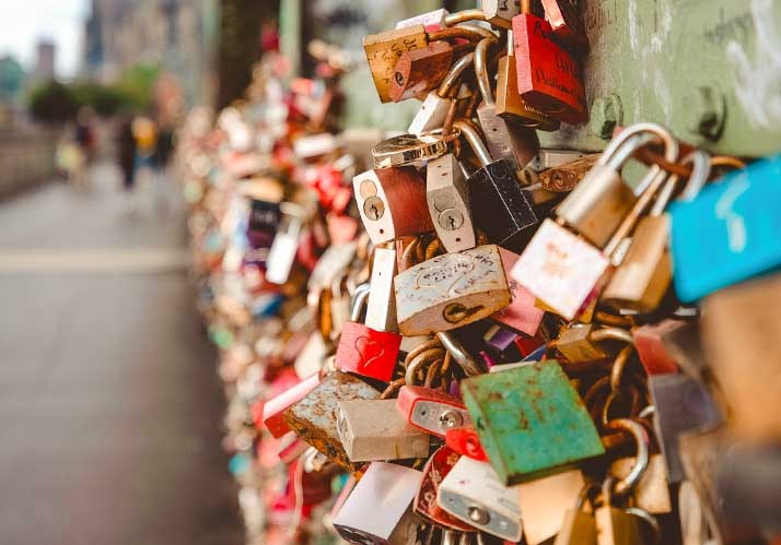 Himmel hilf! Geschichte des Aberglaubens und des magischen Denkens Himmel hilf! Geschichte des Aberglaubens und des magischen Denkens