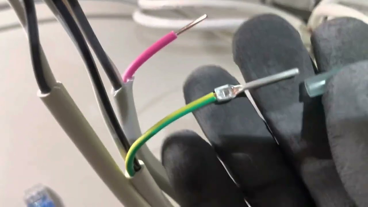 プラス線をプラス線に接続するとどうなりますか? プラス線をプラス線に接続するとどうなりますか?