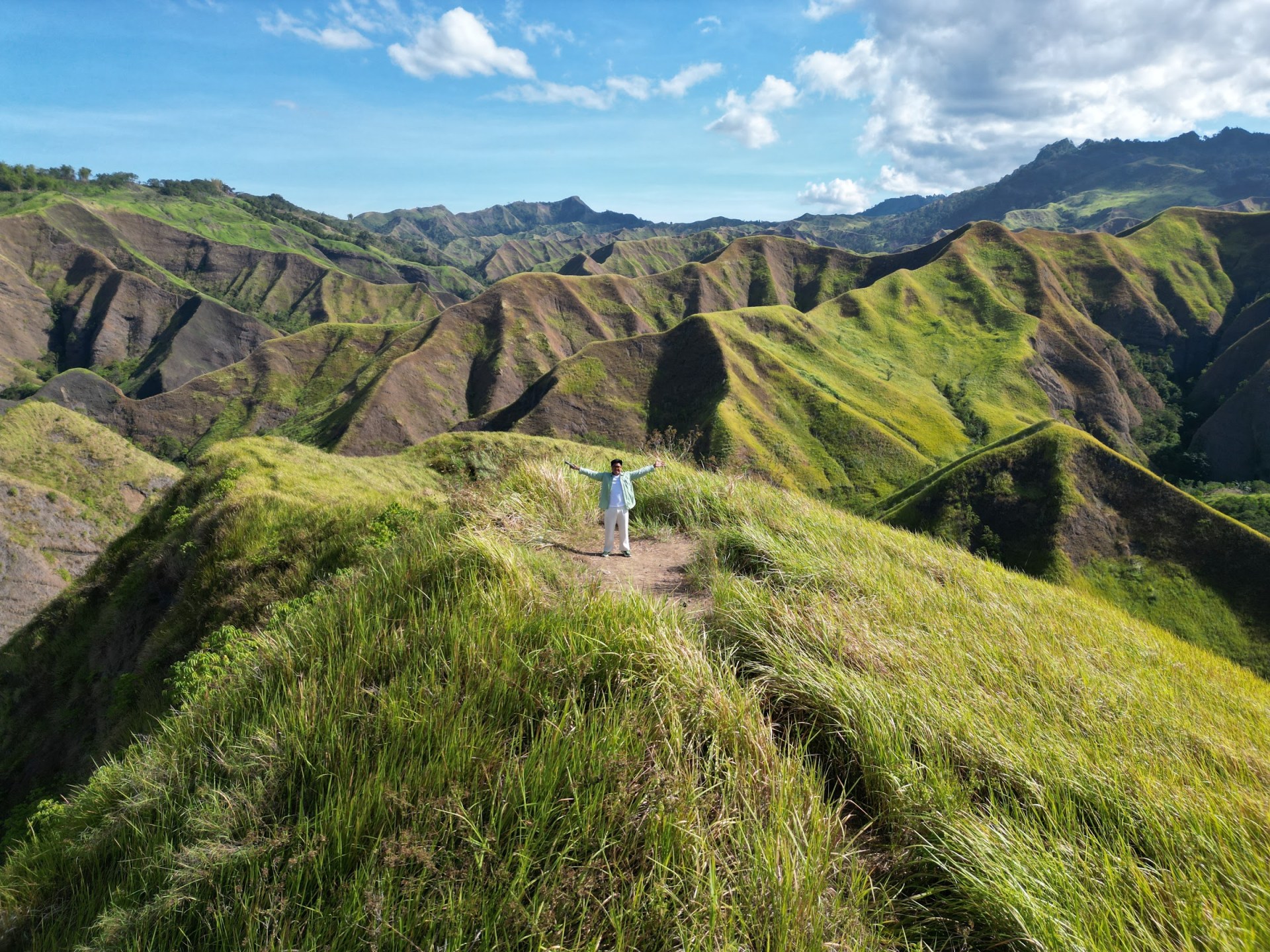 EJ Knows: Conquering All 82 Provinces of the Philippines—A Journey of Discovery, Resilience, and Passion EJ Knows: Conquering All 82 Provinces of the Philippines—A Journey of Discovery, Resilience, and Passion