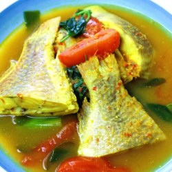 Resep Pindang Ikan Nila: Variasi Bumbu dan Teknik Memasak Resep Pindang Ikan Nila: Variasi Bumbu dan Teknik Memasak