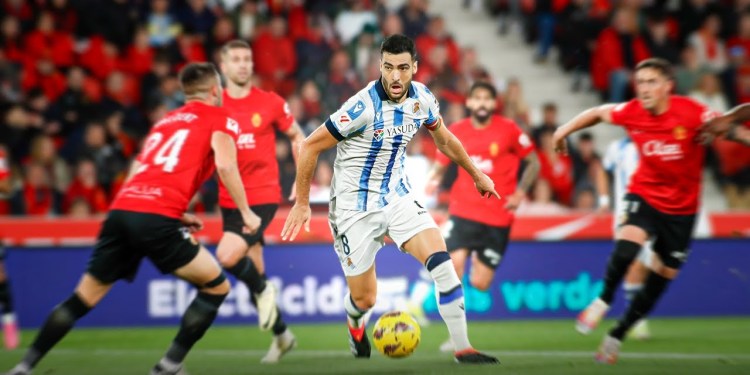 MIKEL MERINO: Talento sin límites en el centro del campo MIKEL MERINO: Talento sin límites en el centro del campo