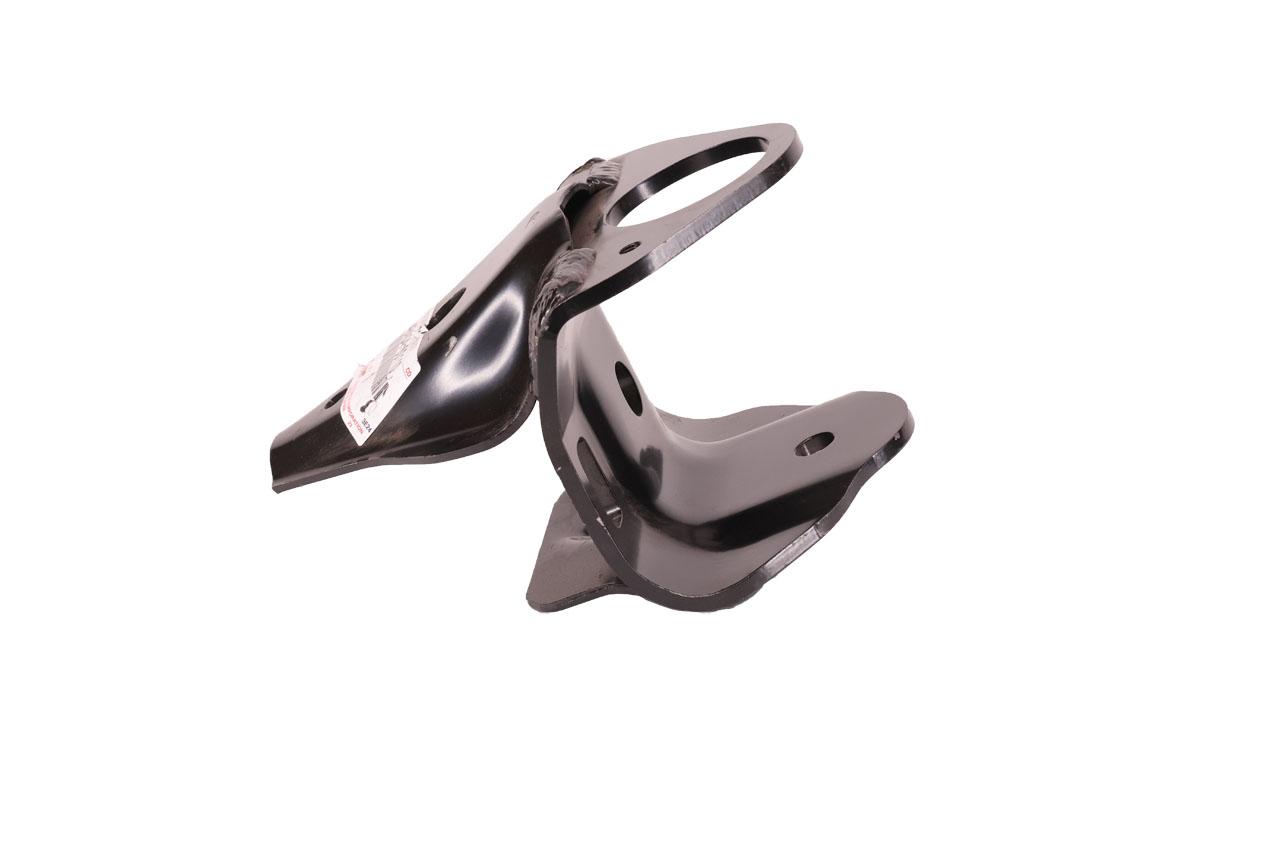BRACKET SPRING HANGER FRONT OF REAR SPRING R/H BRACKET SPRING HANGER FRONT OF REAR SPRING R/H