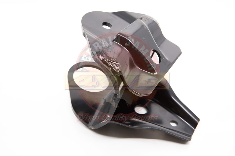 BRACKET SPRING HANGER FRONT OF REAR SPRING L/H BRACKET SPRING HANGER FRONT OF REAR SPRING L/H