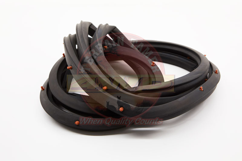 DOOR SEAL FRONT R/H WILL NOT SUIT TROOP CARRIER DOOR SEAL FRONT R/H WILL NOT SUIT TROOP CARRIER