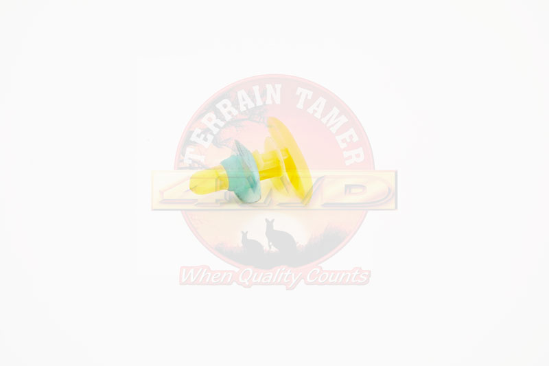 RETAINER FRONT DOOR WEATHERSTRIP R/H RETAINER FRONT DOOR WEATHERSTRIP R/H