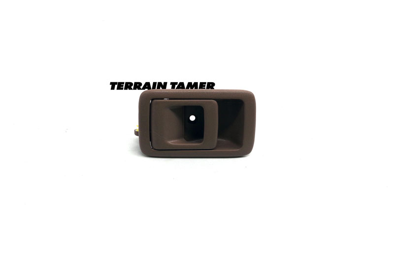 HANDLE FRONT OR REAR DOOR INNER R/H OAK TRIM DUAL CAB HANDLE FRONT OR REAR DOOR INNER R/H OAK TRIM DUAL CAB