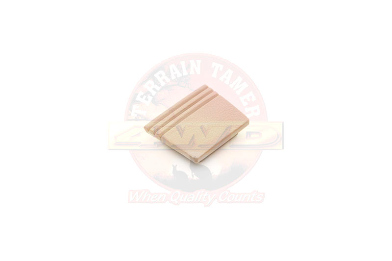 PLUG ASSIST GRIP L/H NO.2 LIGHT OAK TRIM PLUG ASSIST GRIP L/H NO.2 LIGHT OAK TRIM