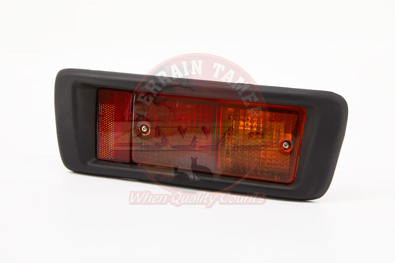 LAMP ASSY REAR R/H BUMPER BAR LAMP ASSY REAR R/H BUMPER BAR