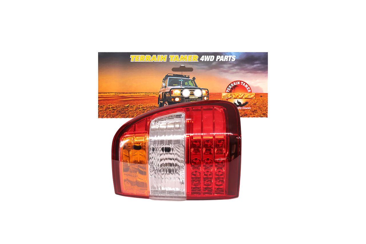 LENS & BODY ASSY REAR R/H OUTER LENS & BODY ASSY REAR R/H OUTER