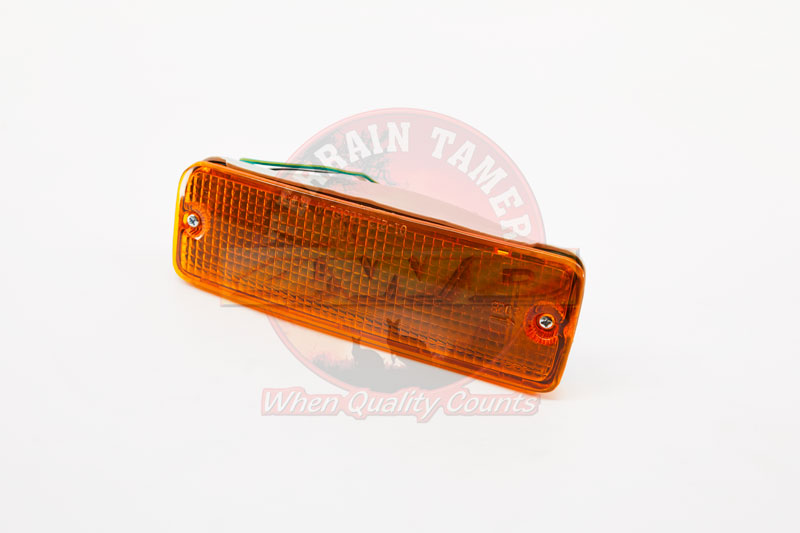 LAMP INDICATOR FRONT L/H BUMPER BAR MOUNT TAIWANESE LAMP INDICATOR FRONT L/H BUMPER BAR MOUNT TAIWANESE