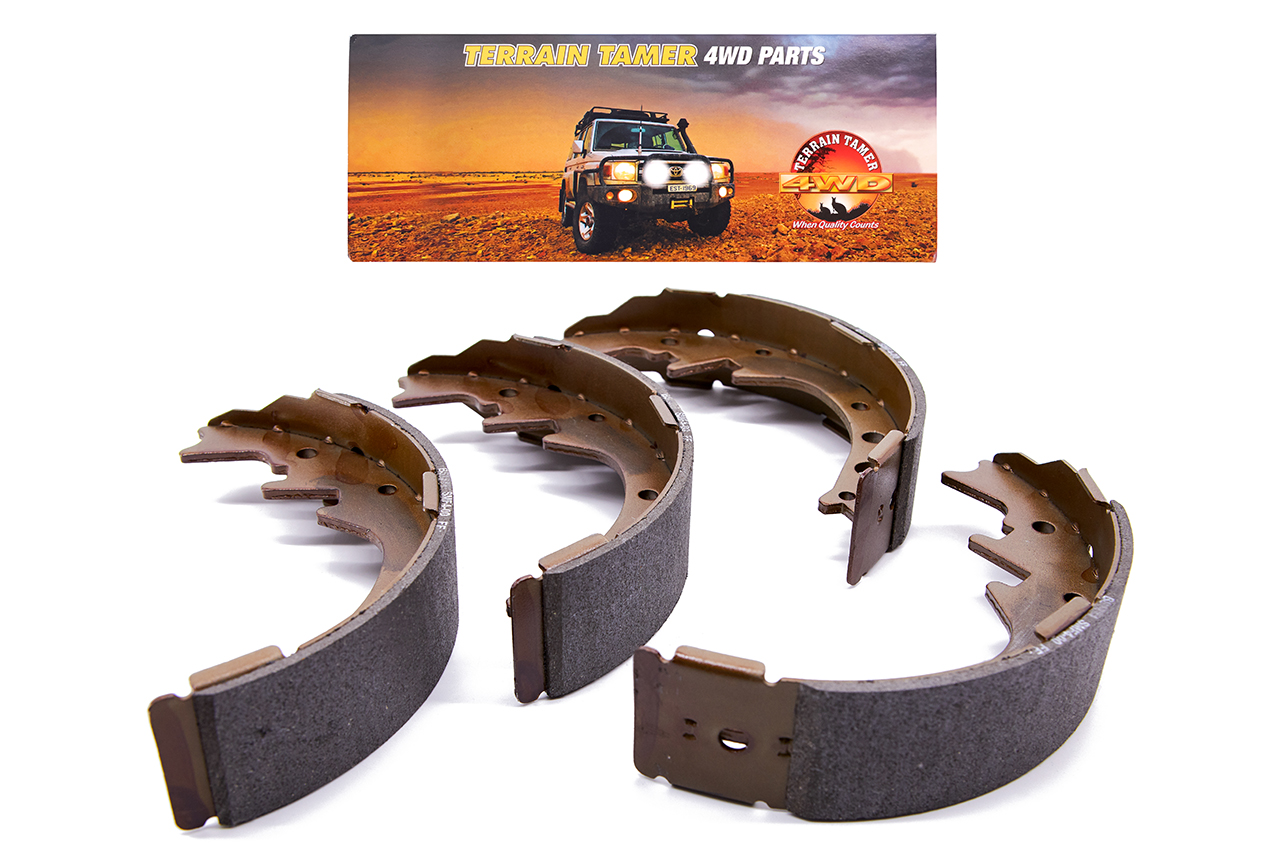 BRAKE SHOE KIT REAR BRAKE SHOE KIT REAR