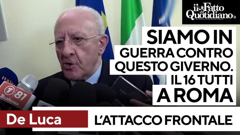 De Luca: “Siamo in guerra contro questo governo. Il 16 tutti a Roma”. Poi la battuta su Sangiuliano De Luca: “Siamo in guerra contro questo governo. Il 16 tutti a Roma”. Poi la battuta su Sangiuliano