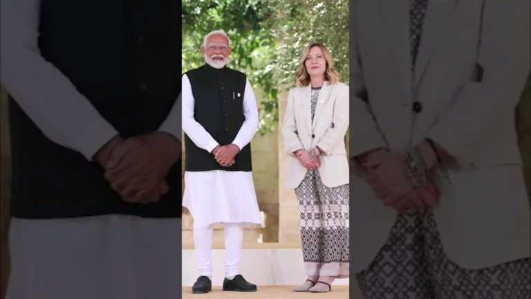 PM Modi receives a warm welcome by Italian PM Giorgia Meloni at G7 Summit | #shorts #pmmodi #meloni PM Modi receives a warm welcome by Italian PM Giorgia Meloni at G7 Summit | #shorts #pmmodi #meloni