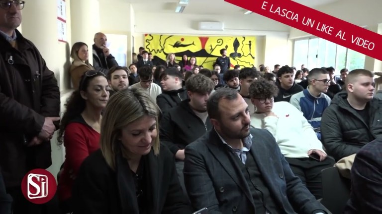 SICUREZZA STRADALE, ACCORDO TRA COMUNE DI NAPOLI E JUST EAT SICUREZZA STRADALE, ACCORDO TRA COMUNE DI NAPOLI E JUST EAT