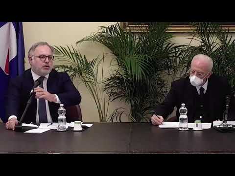 DE LUCA PRESENTA I PROGRAMMI DELLA REGIONE CAMPANIA IN TEMA DI TRASPORTI DE LUCA PRESENTA I PROGRAMMI DELLA REGIONE CAMPANIA IN TEMA DI TRASPORTI
