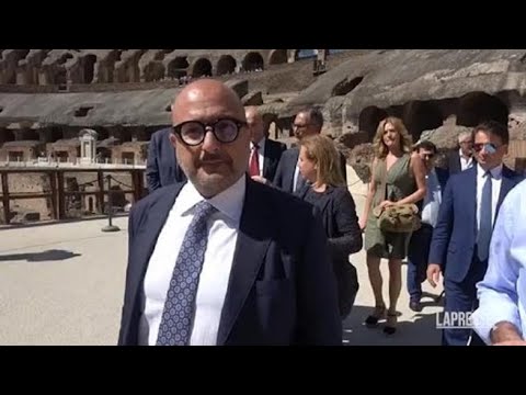Ferragosto e musei aperti, la visita del Ministro Sangiuliano al Colosseo Ferragosto e musei aperti, la visita del Ministro Sangiuliano al Colosseo
