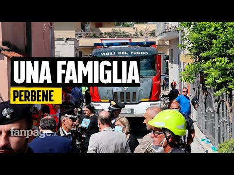 Saviano, il sindaco dopo crollo della palazzina: “Una famiglia semplice che viveva del suo lavoro” Saviano, il sindaco dopo crollo della palazzina: “Una famiglia semplice che viveva del suo lavoro”
