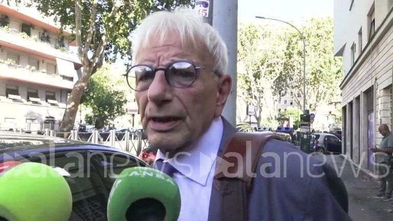 Caso Sangiuliano, il legale Sica: “Denunzia per dimostrare che ministro non era ricattabile” Caso Sangiuliano, il legale Sica: “Denunzia per dimostrare che ministro non era ricattabile”